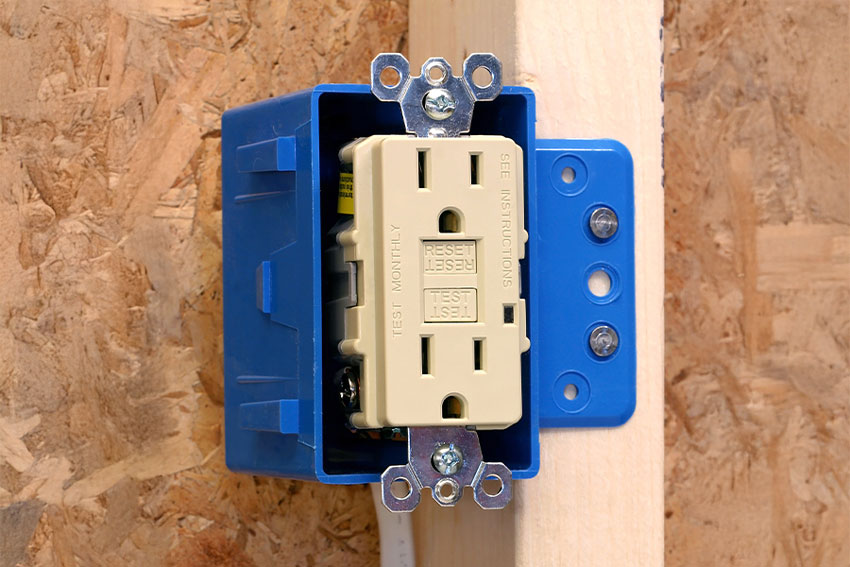 Ongoing GFCI outlet installation